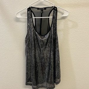 Beautiful top pretty new